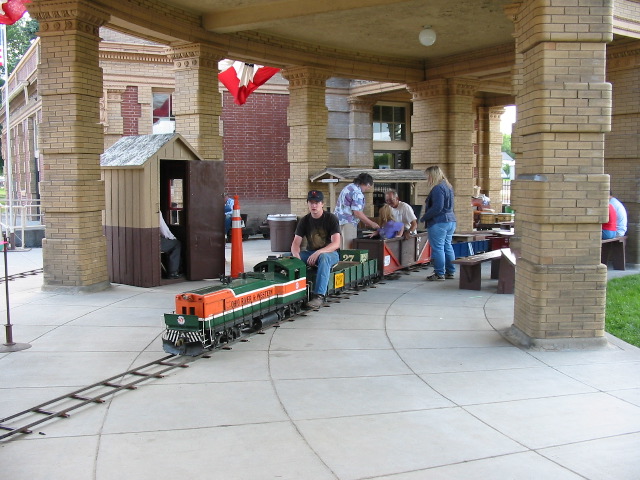 102-0218_IMG